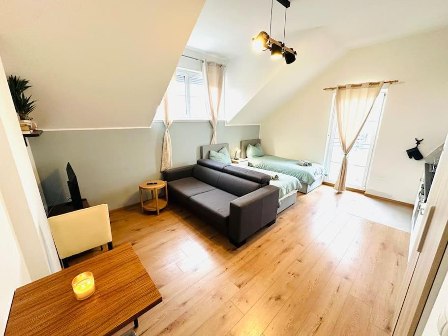 Apartment Wlan Und Netflix Inkl U1 Naehe 100m Wien
